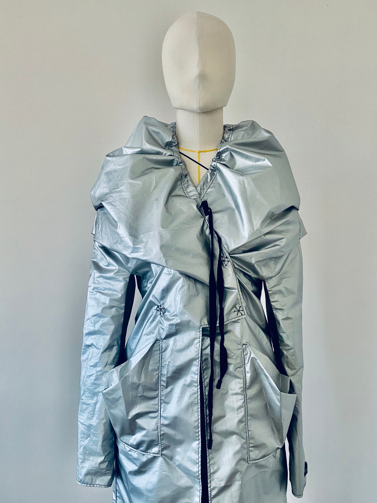 Manteau de pluie transformateur 2 en 1